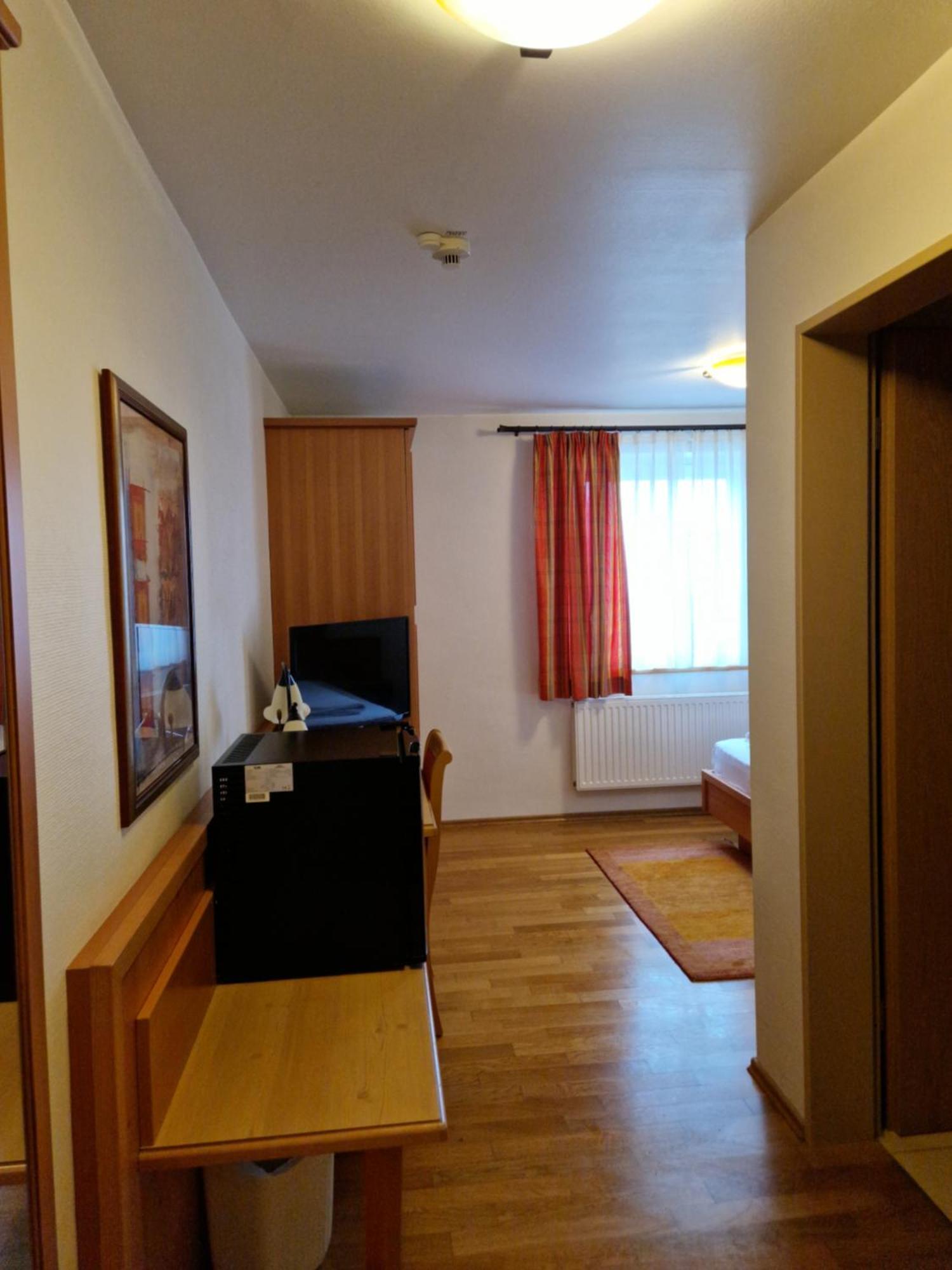 Landgasthof Krone Зенден Номер фото